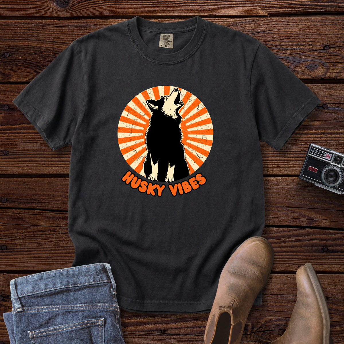 Husky Vibes Retro Tee