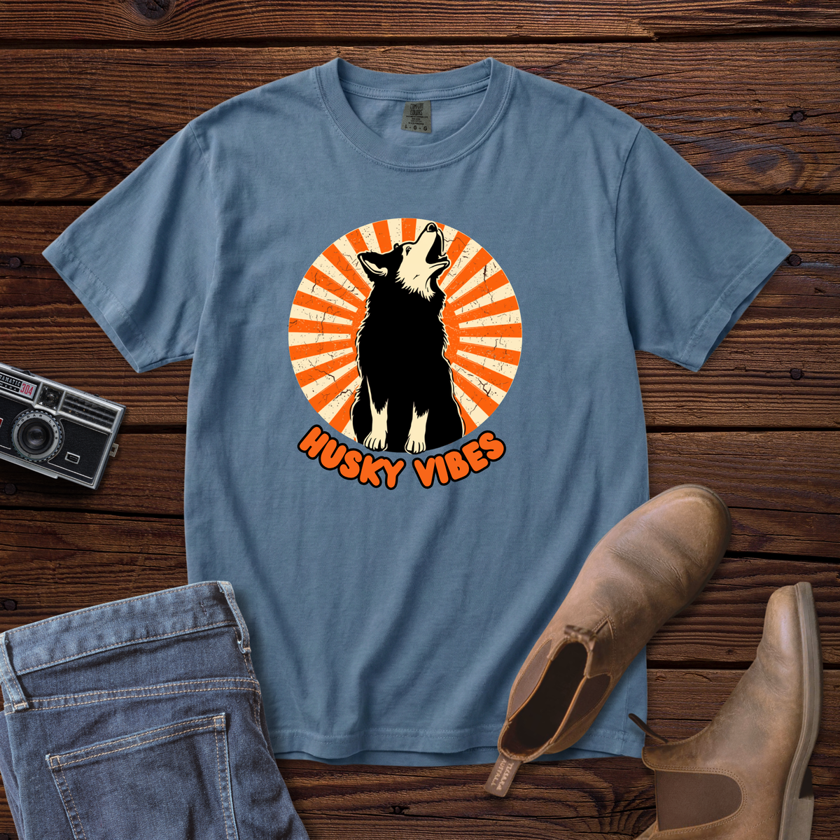 Husky Vibes Retro Tee